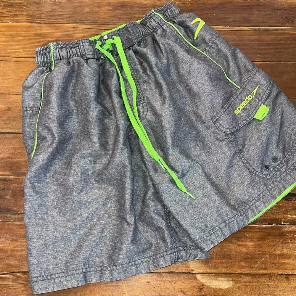Speedo Gray and Green Men's swim Shorts small
